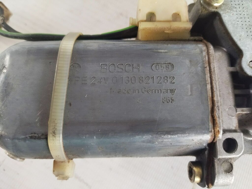 стеклоподъемник правый б/у - 3